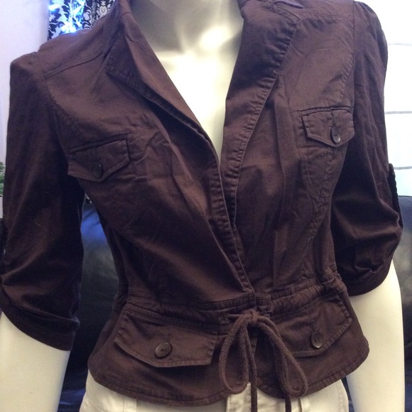 Brown Le Chateaux cropped cotton 1/2 sleeve jacket - Picture 1 of 13